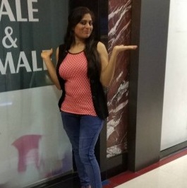 Aarti Nakum