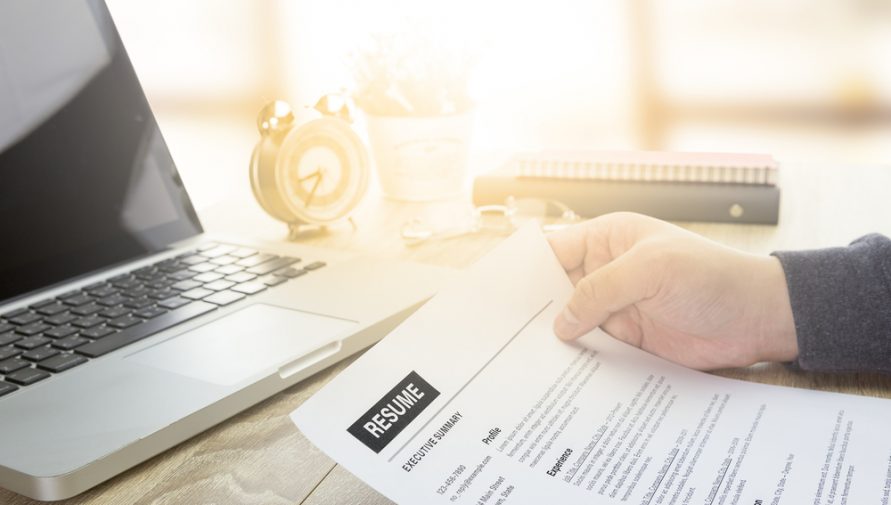 Resume Writing Tips: How to Craft an Impressive Resume - Uplers